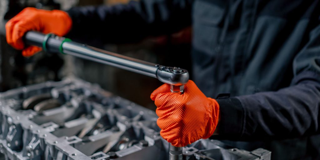 Gloves in Review: 5 Mechanic-Tested Automotive Disposable Gloves You’ll Love in 2025